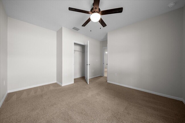 Building Photo - Move-In Ready! ***2 WEEKS FREE RENT**Beautiful 4-Bedroom Home with Modern Finishes & Room to Grow