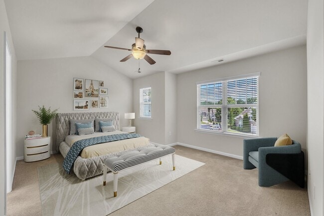 Building Photo - 3 Bedroom Townhome with 2 Car Garage in He...
