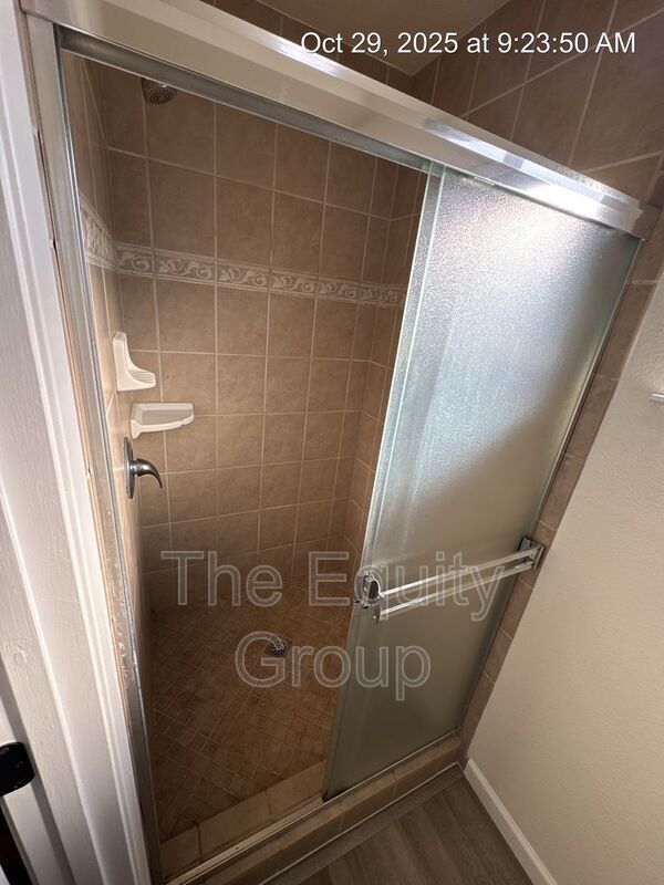 Building Photo - 951 Orangewood Ct