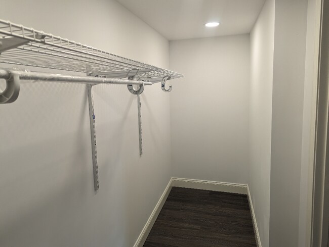 Building Photo - 240 S Barnstead Rd