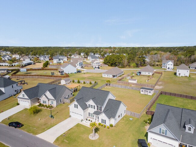 Building Photo - 110 Evergreen Frst Dr