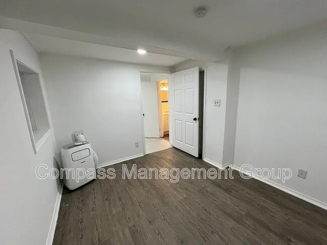 Building Photo - 3121 Conner Dr