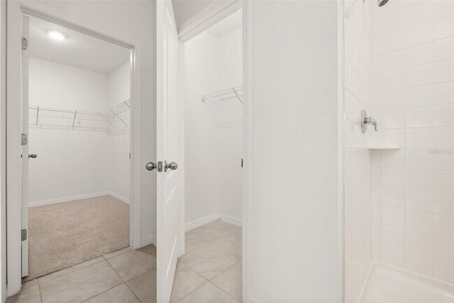 Building Photo - 318 Montgomery Ct