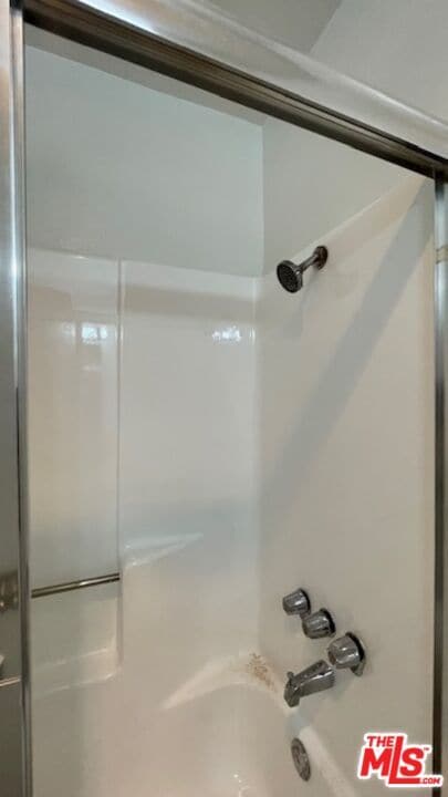 Building Photo - 545 S Manhattan Pl