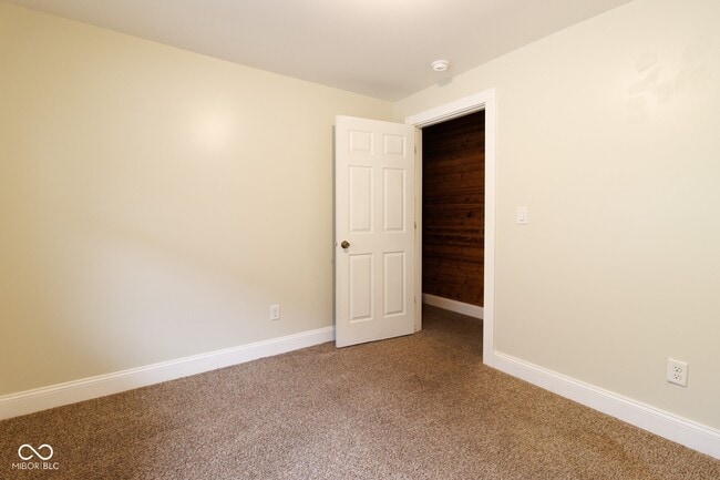 Building Photo - 1338 N Olney St