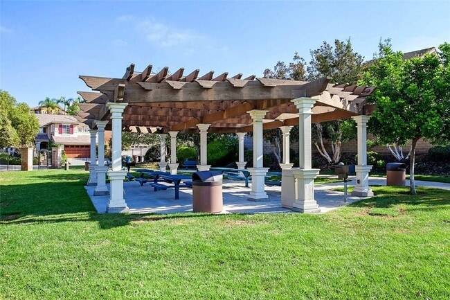 Building Photo - 27683 Manor Hill Rd