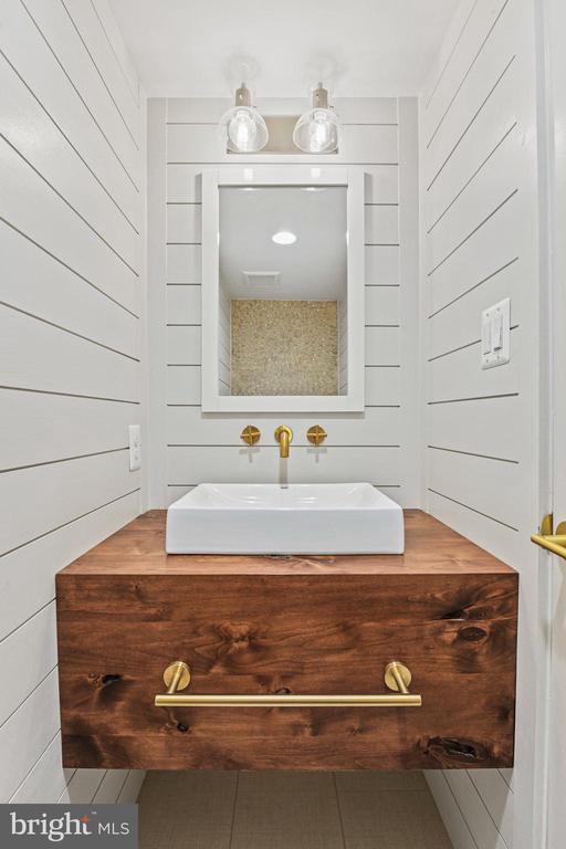 Building Photo - 2314 Wheystone Ct