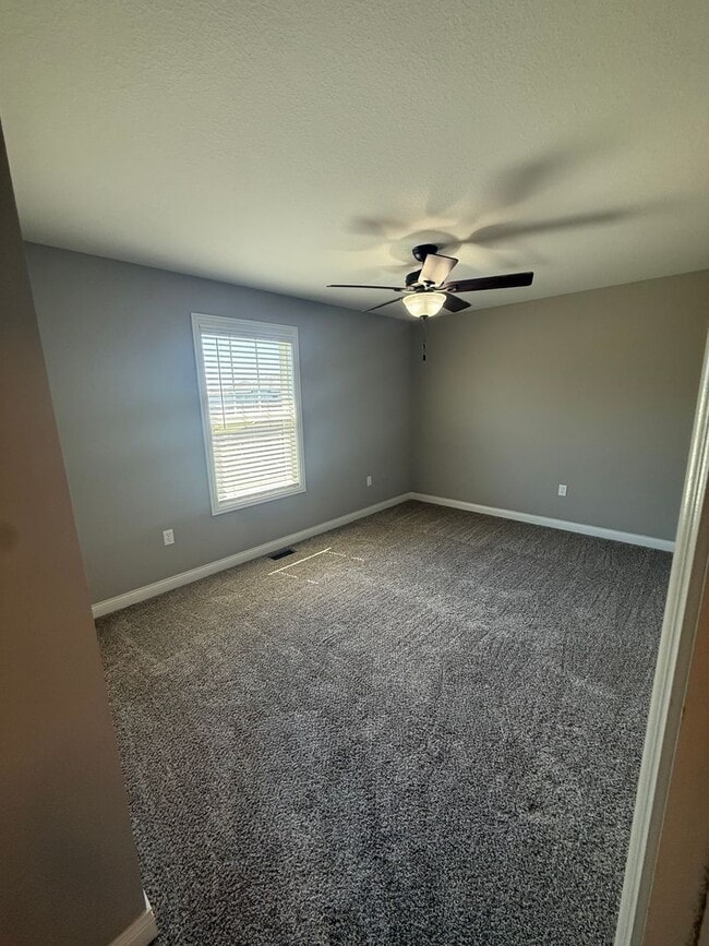 Building Photo - 3702 Delwood Dr
