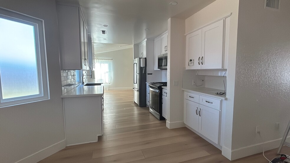 Building Photo - 7795 Canyon Point Ln