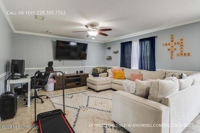 Building Photo - 7201 Bienville Dr