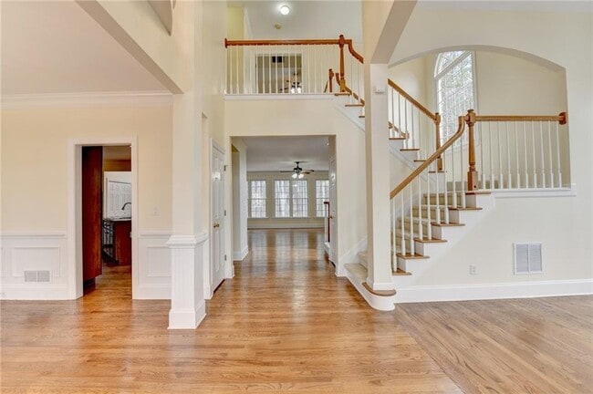 Building Photo - 11140 Donnington Dr