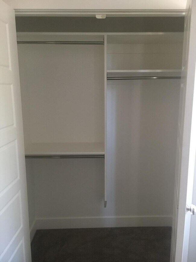 Building Photo - 719 S 500 E