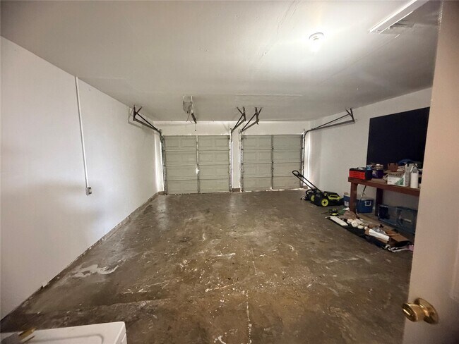 Building Photo - 2513 Mulberry Ln