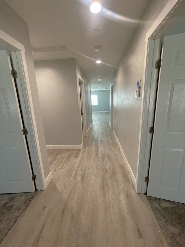 Building Photo - Gorgeous New Construction!