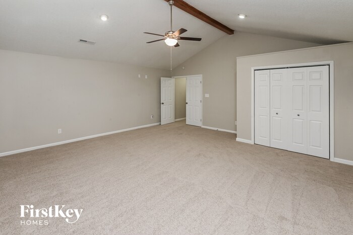 Building Photo - 10629 N Canyon Rd