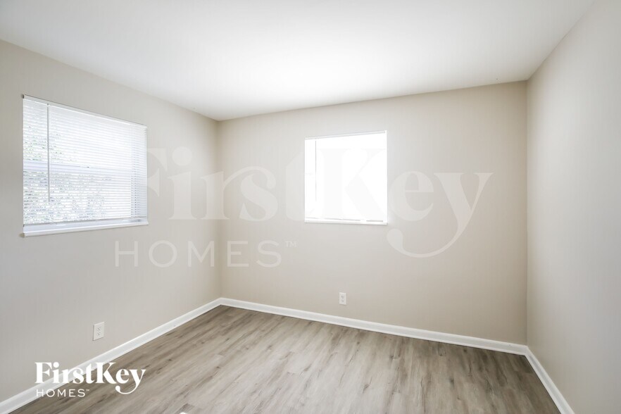 Building Photo - 1247 NW 55th Ave