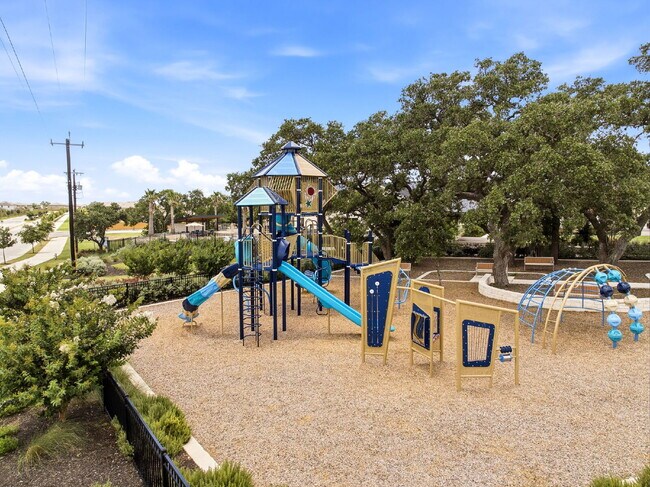 Building Photo - RESORT STYLE AMENITIES!! Multiple Pools. Lazy River. Splash Pad and Water Slides. Fitness Center....