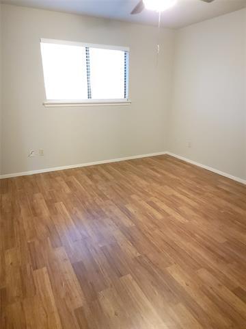 Building Photo - 1104 Suburban Dr