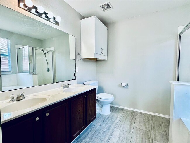 Building Photo - 416 Emma Rose Trail