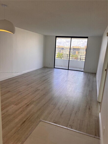 Primary Photo - 600 Three Islands Blvd