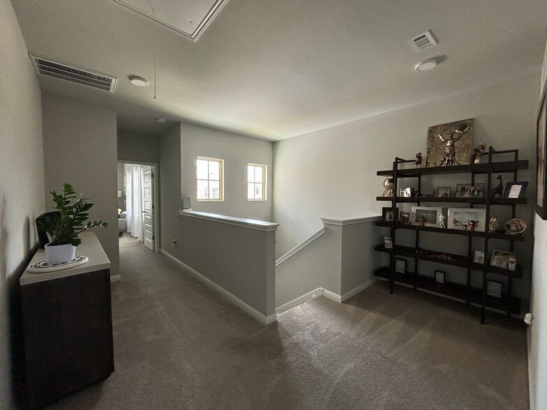 Building Photo - 79 Carefree Ct