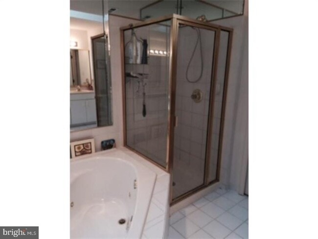 Building Photo - 626 Nicole Dr