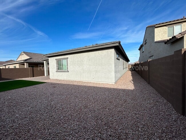 Building Photo - 17655 W Pueblo Ave