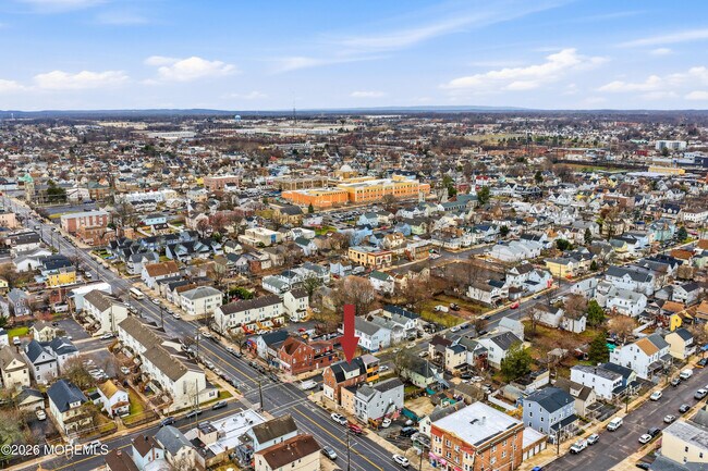 Building Photo - 115 Remsen Ave