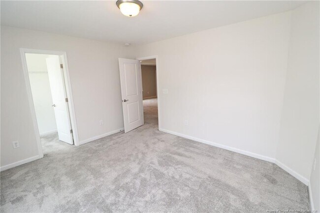 Building Photo - 2621 Impulsion Dr