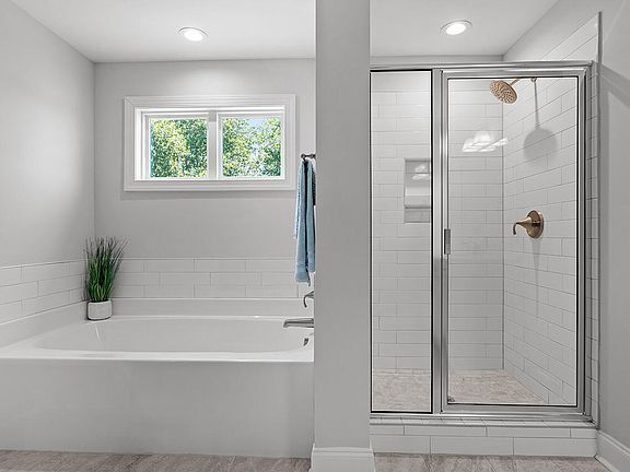 Building Photo - Build Equity While Leasing - Lease and Own...