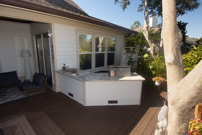 Building Photo - 500 Turnberry Ln