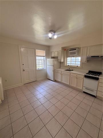 Building Photo - 1578 Jefferson Ave