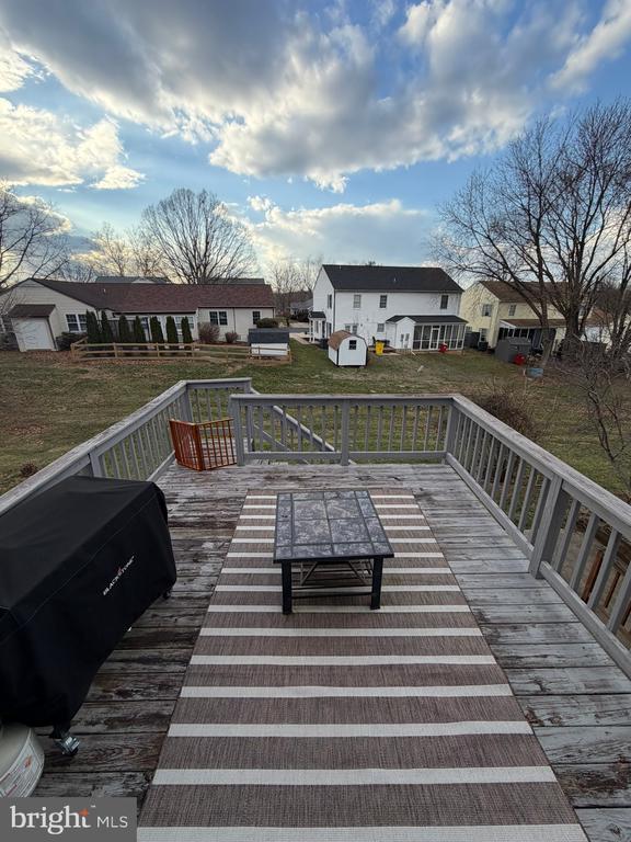 Building Photo - 281 Tall Oak Dr