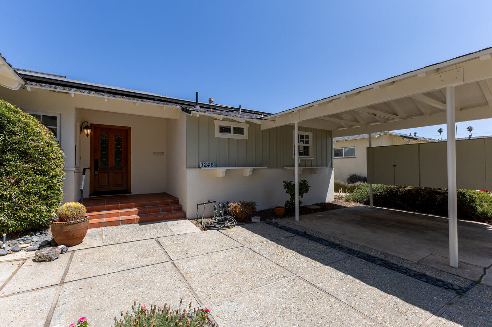 Carport - 7246 Hatillo Ave