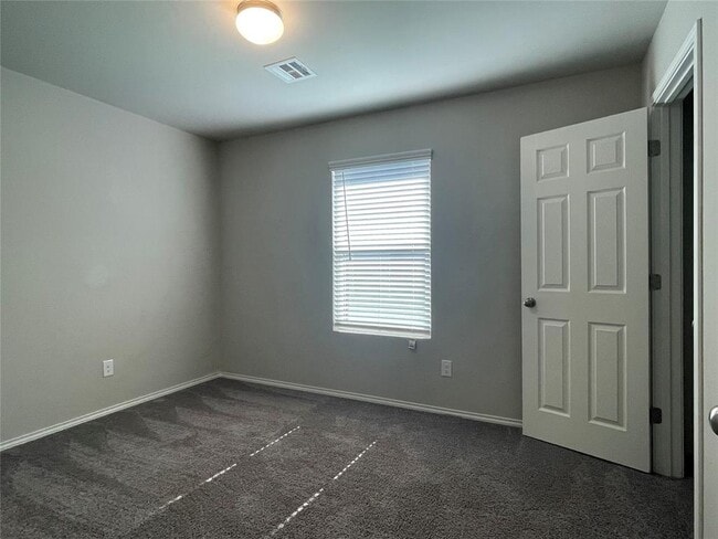 Building Photo - 5305 Mac Rd