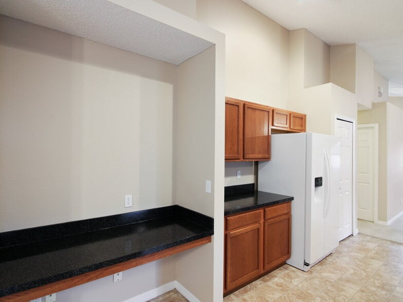 Building Photo - 3005 Lorimer Ct