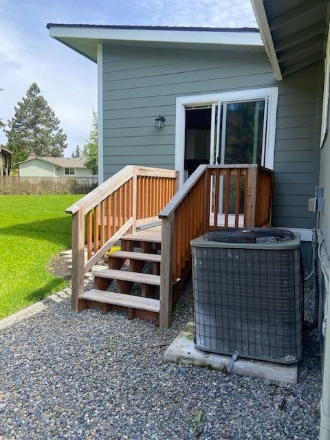 Building Photo - Kirkland Rambler with Central A/C!
