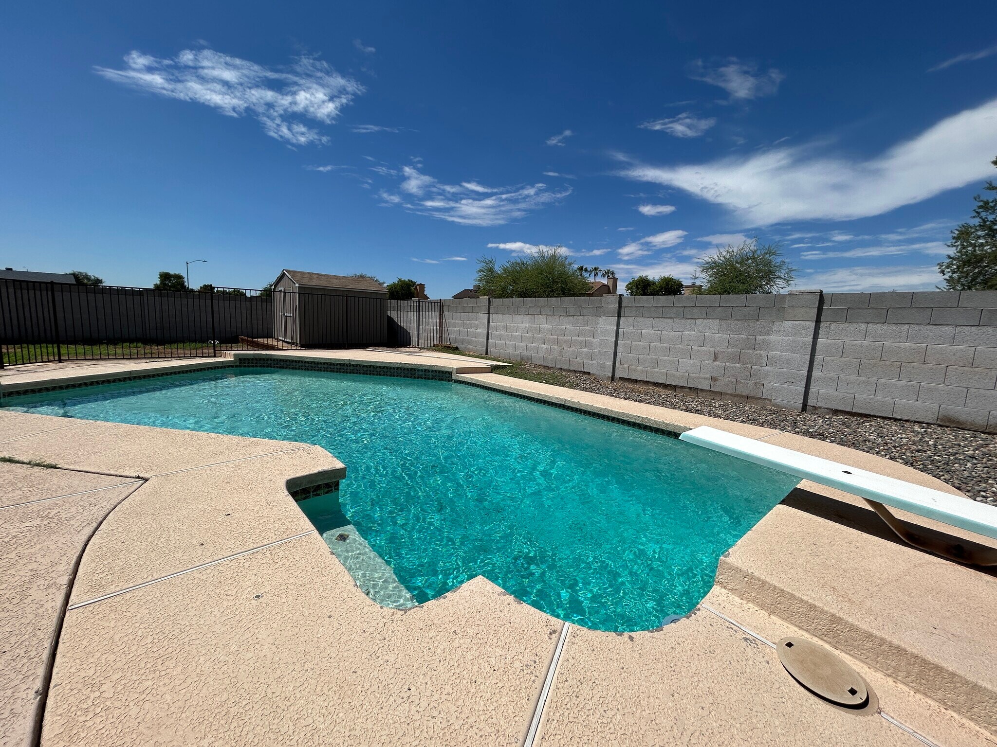 Building Photo - 6150 W Mauna Loa Ln