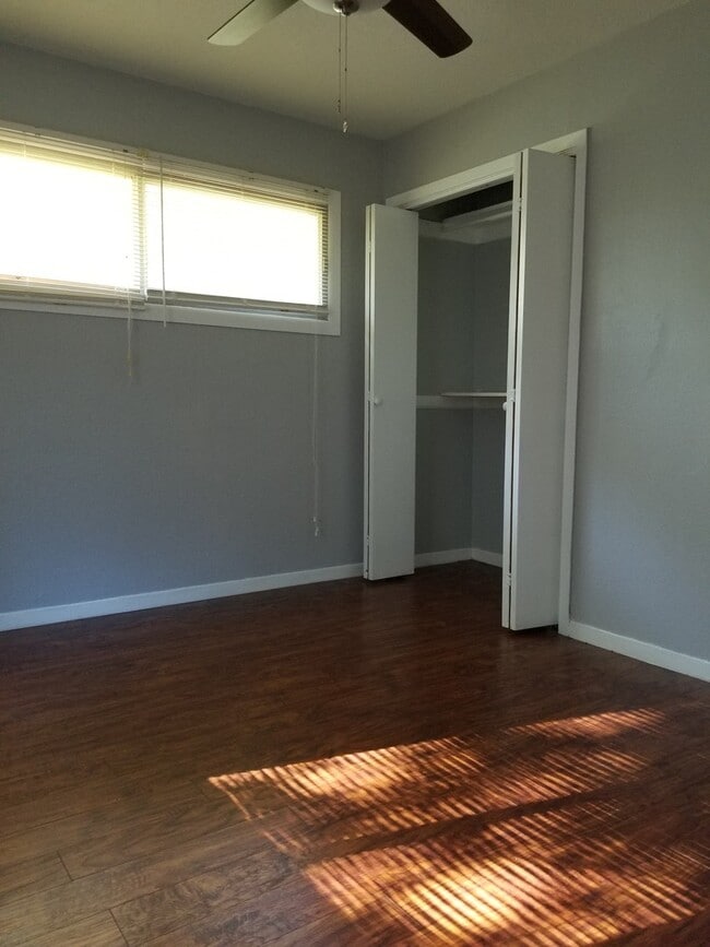 Building Photo - Beautifully redone 3 bedroom home in Grand...