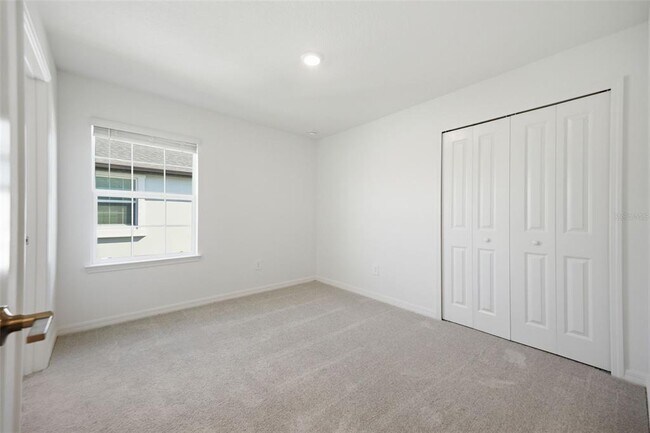 Building Photo - 10815 Ichetucknee Wy