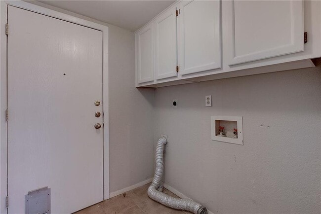 Building Photo - 12216 Tyson Cove