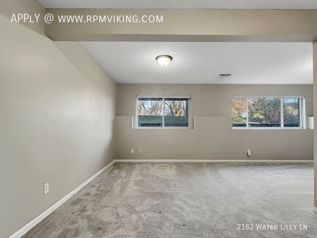 Building Photo - 3br 2.5ba 2cg ~ Security Deposit Free Alte...