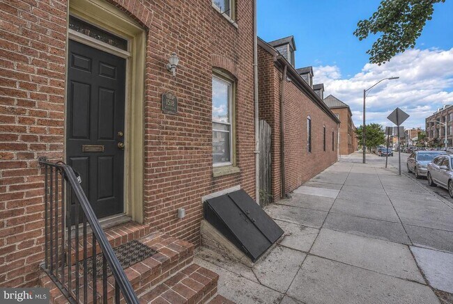 Building Photo - 1518 Aliceanna St