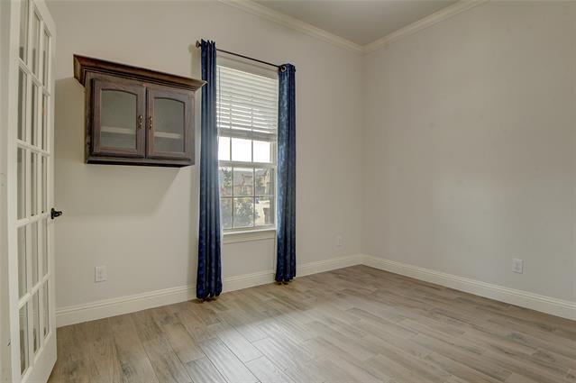 Building Photo - 805 Beeville Ct