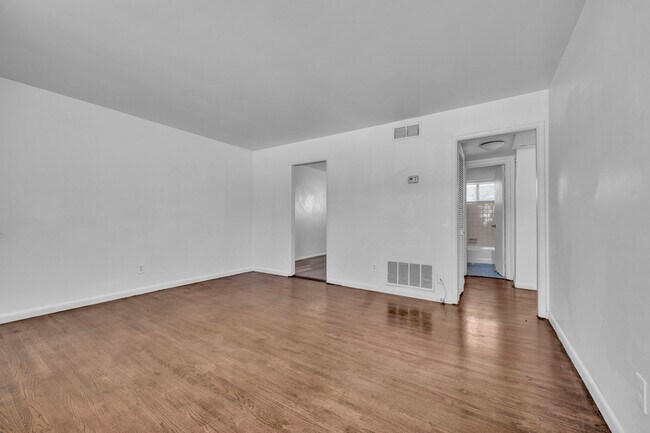 Building Photo - 7719 7th Ave S