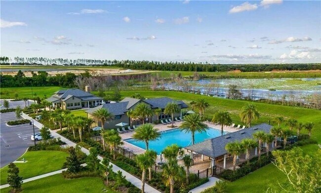 Building Photo - Gorgeous brand new house 4 bedrooms 3.5 bathrooms lake view