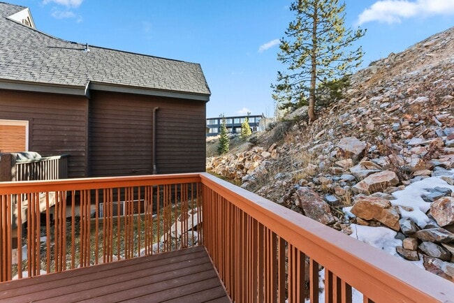 Building Photo - Breck 3-bedroom home with views! 12 month lease!