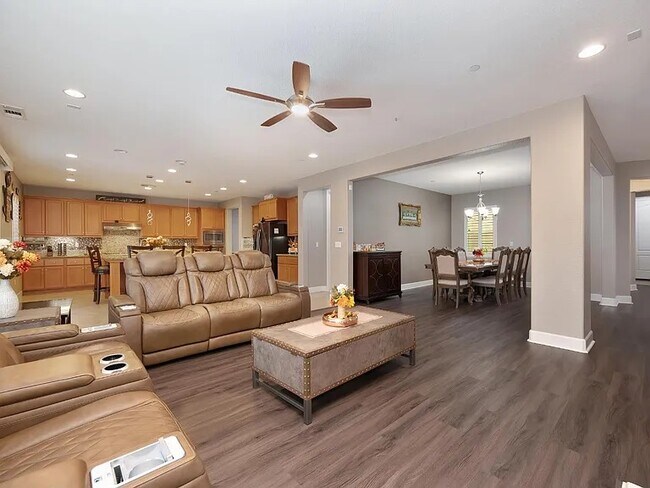 Building Photo - 4054 Camden Ct