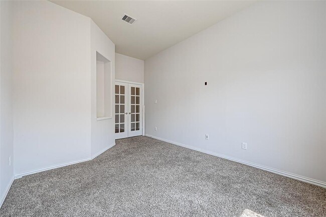 Building Photo - 24602 Forest Canopy Dr
