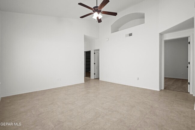 Building Photo - 245 Hunstanton St